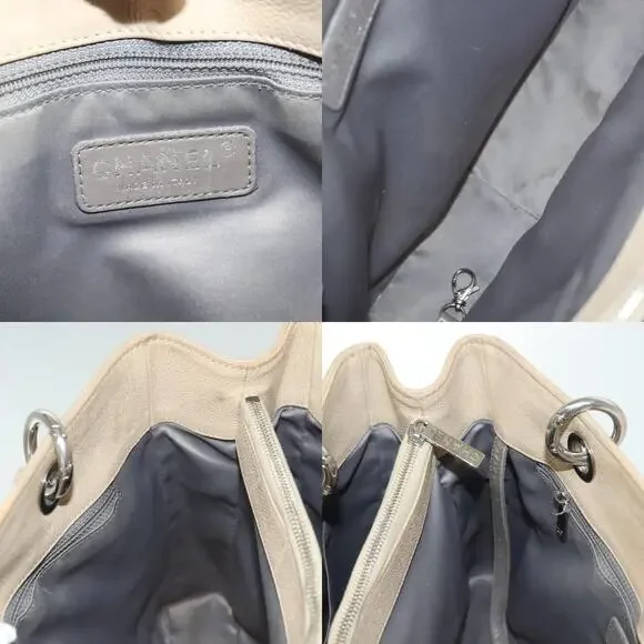 Chanel Matelasse Chain Tote Bag - Picture 6 of 8